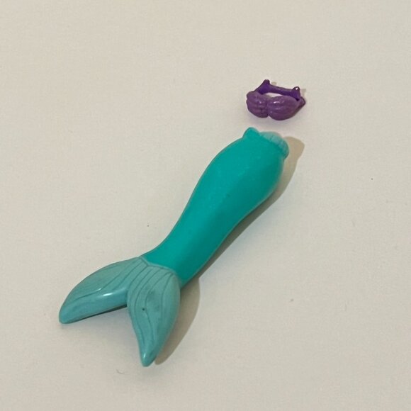 The Little Mermaid Ariel's Castle Disney Mini Princess Playset - Picture 11 of 12